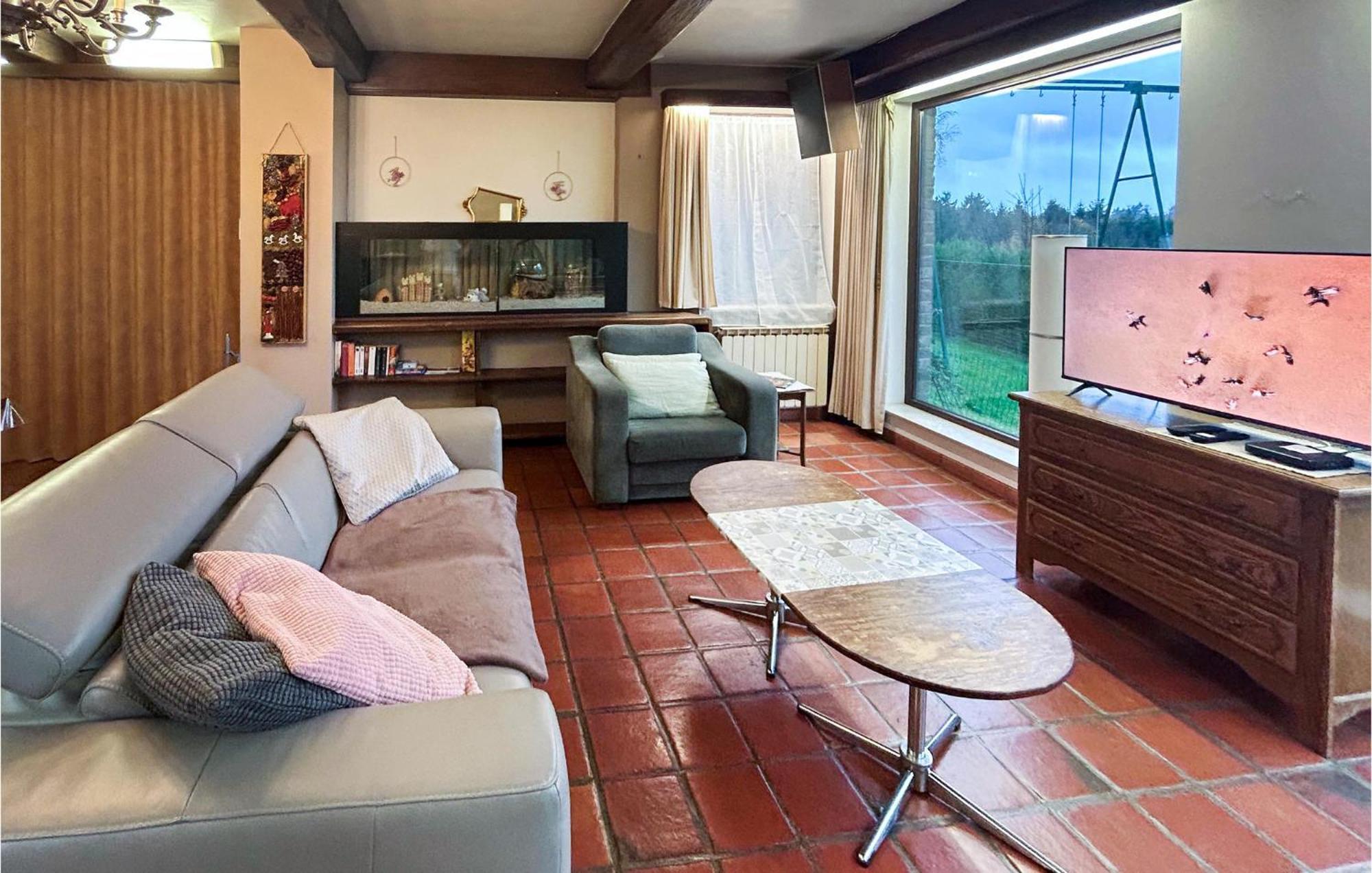 Stunning Apartment In Bastogne With Wifi מראה חיצוני תמונה